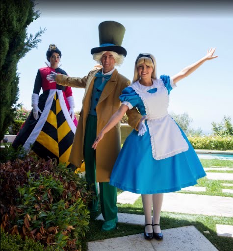 Queen of Hearts party character